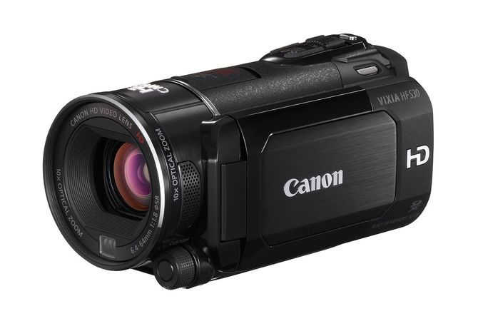   Canon HF S30