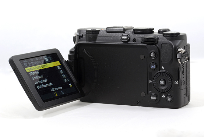 Обзор фотоаппарата Nikon P7700